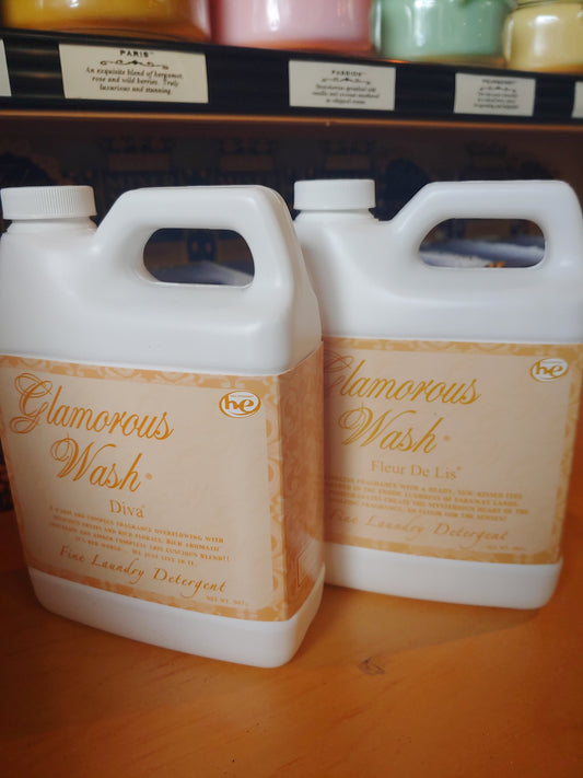 Tyler Glamorous Wash 907g